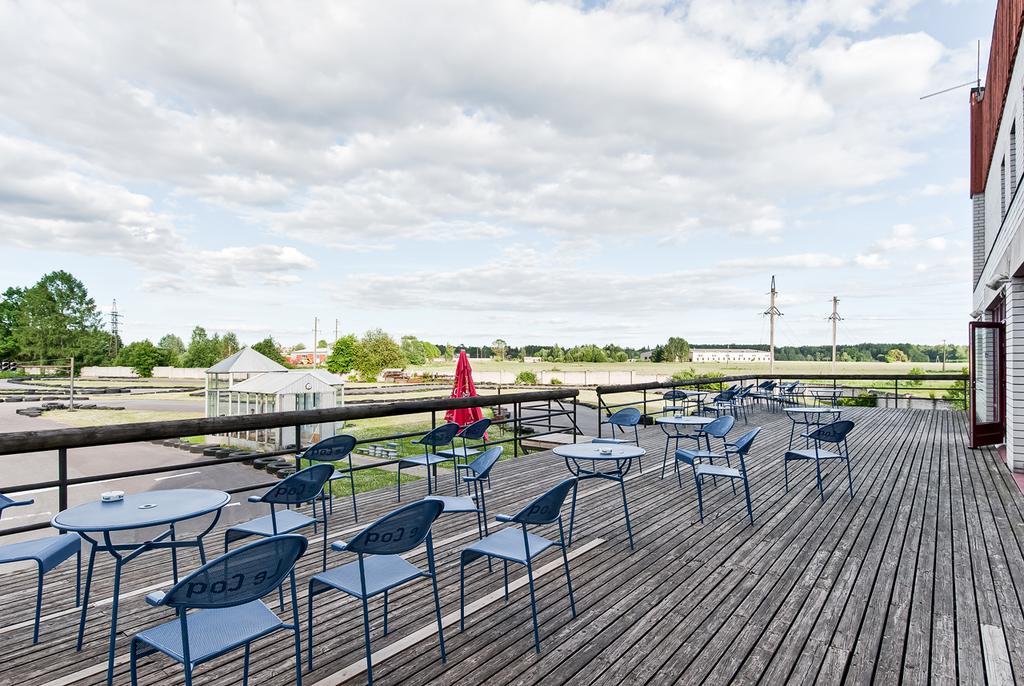 Veskisilla Hotel Türi Eksteriør billede